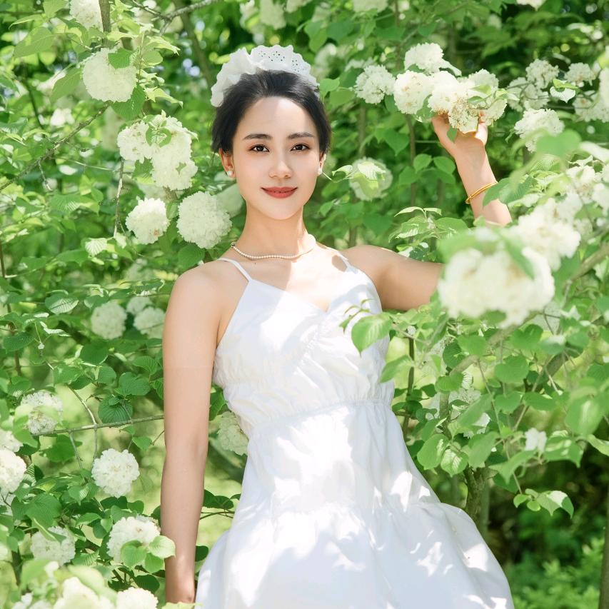 吴敌美少女 🧚‍♀️