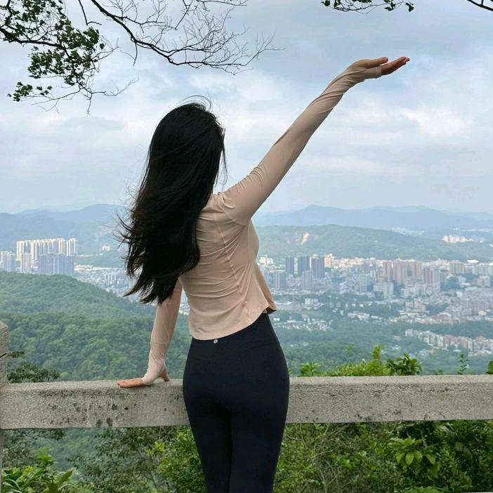 小禾爱喝茶