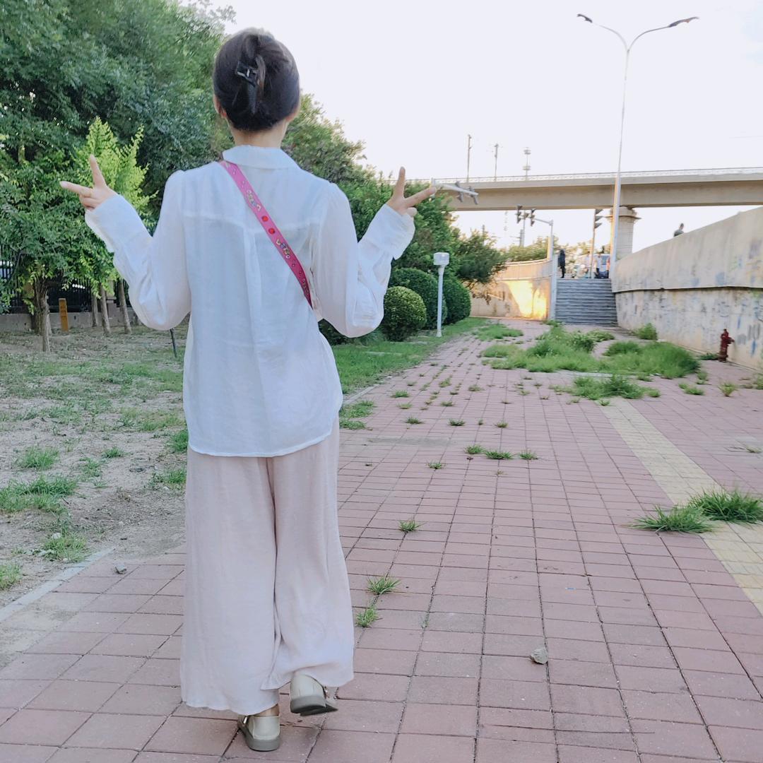 (˵¯͒〰¯͒˵)是静静呀！！！