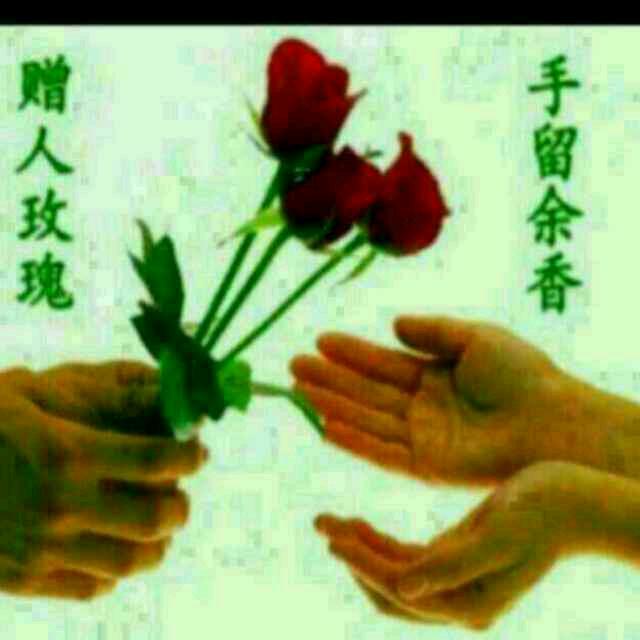 摆地摊卖回忆