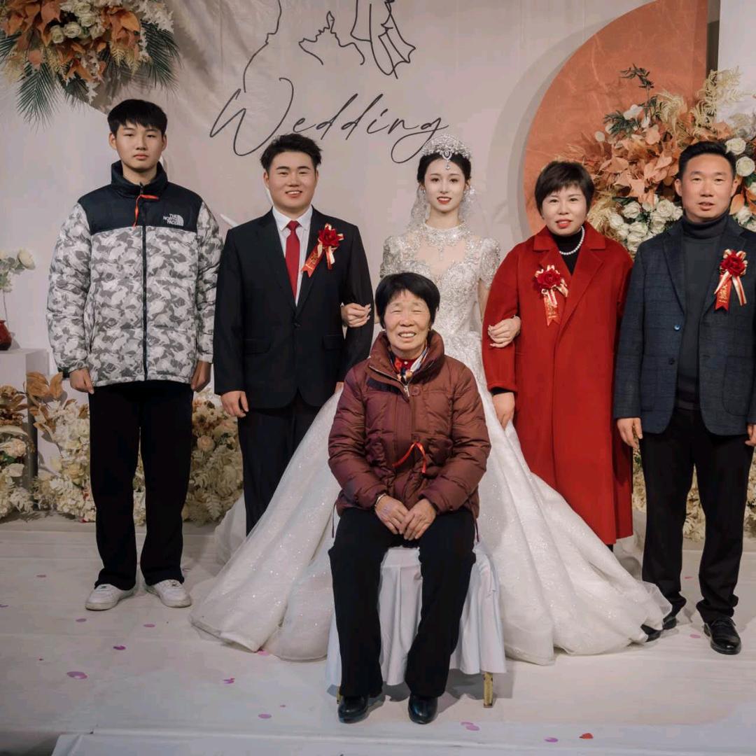 两个儿子的妈妈