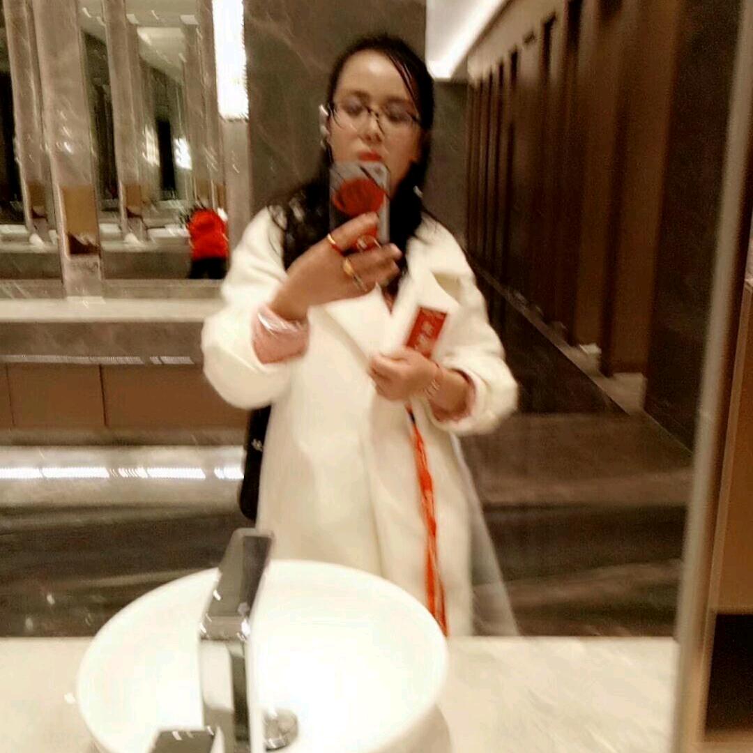 包工头的女人很哇塞