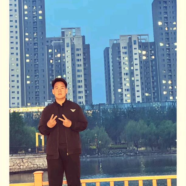 周鹏