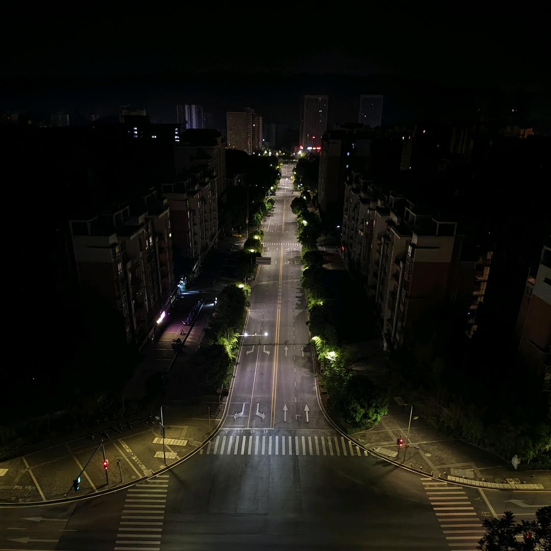 亿人行