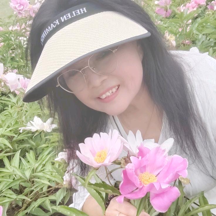 依人嘉怡💯⁶¹⁸