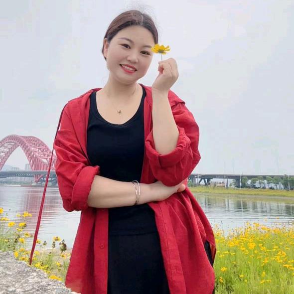 曹大妮