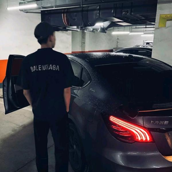 揽胜我姐给我买