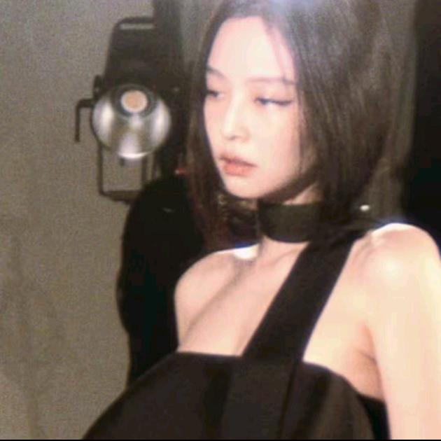 吟安.
