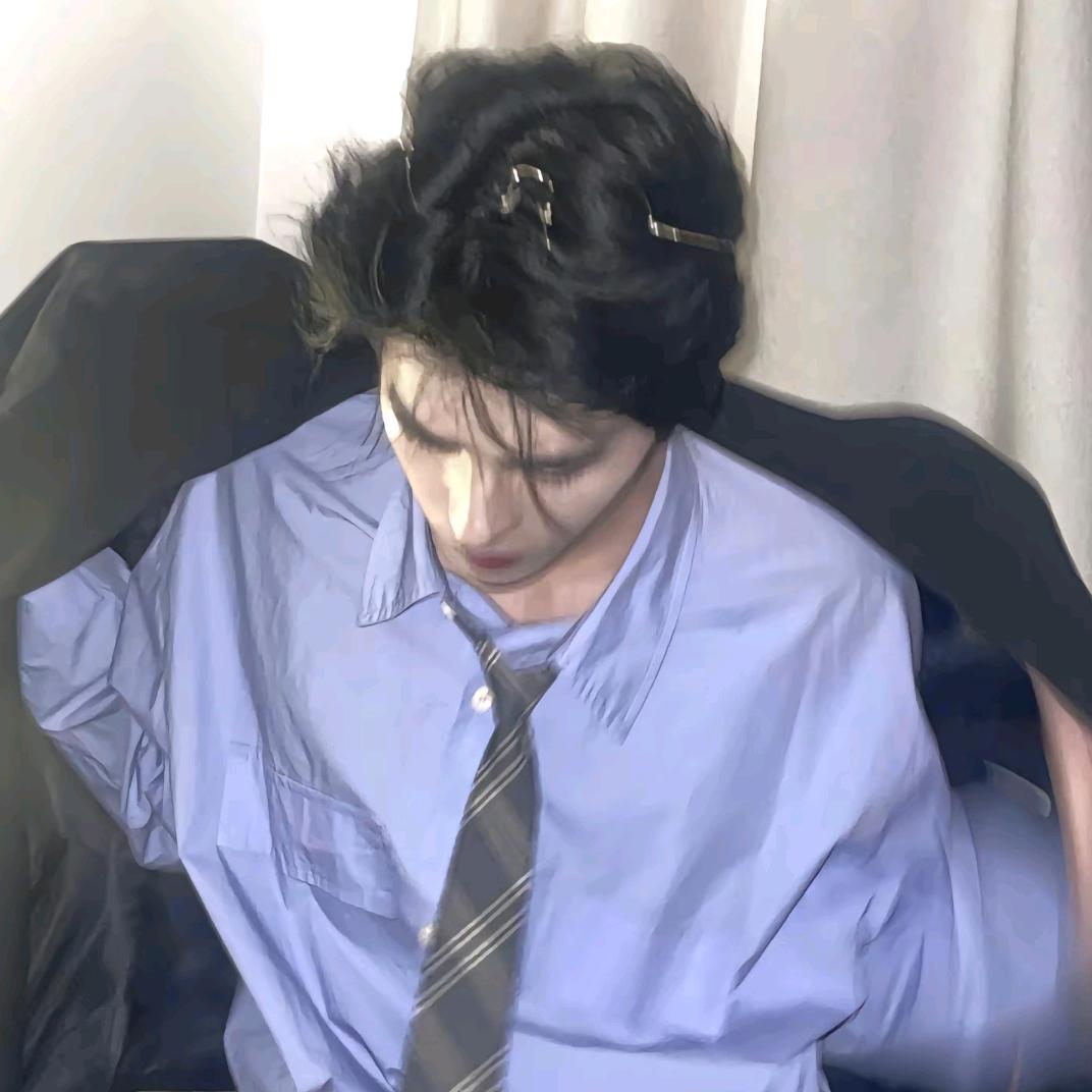 郑轻学长(进👗看主业）