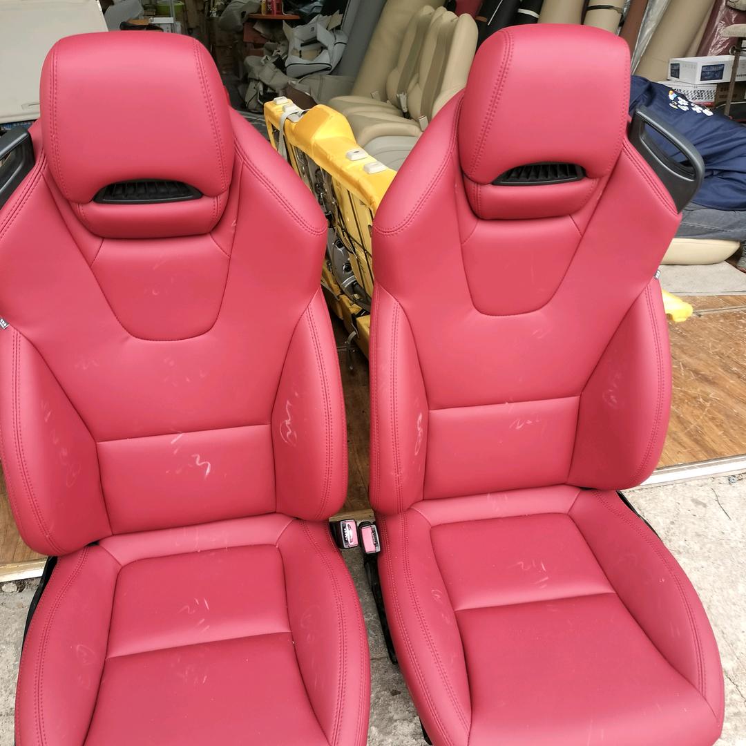 鑫龙汽车真皮座椅