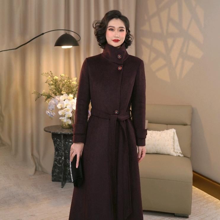 冬日雪羊绒羊绒大衣工厂店