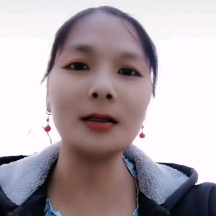 三妹。来自宜宾县。叫真心朋没有。