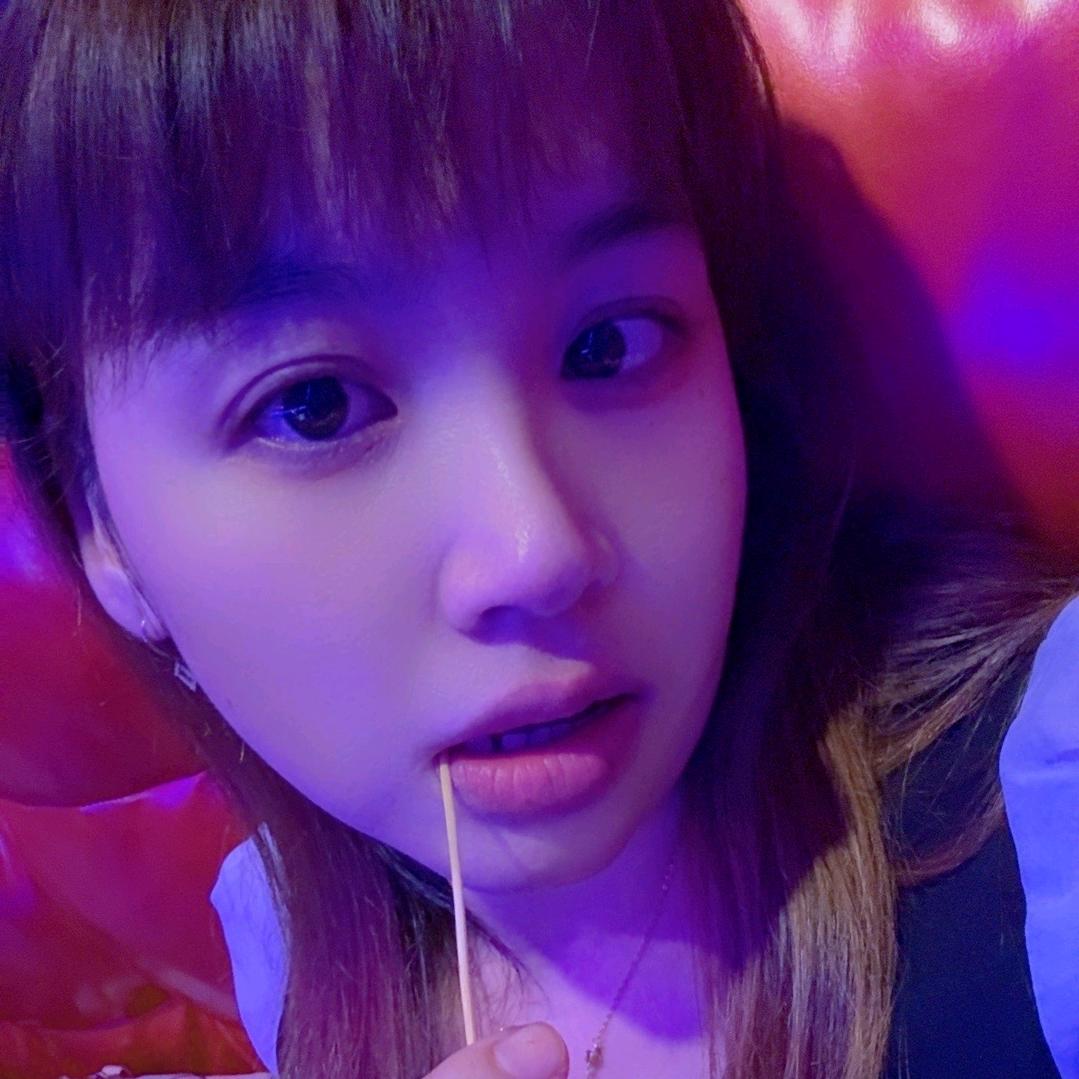 你的💕丫头（连赞拉黑）