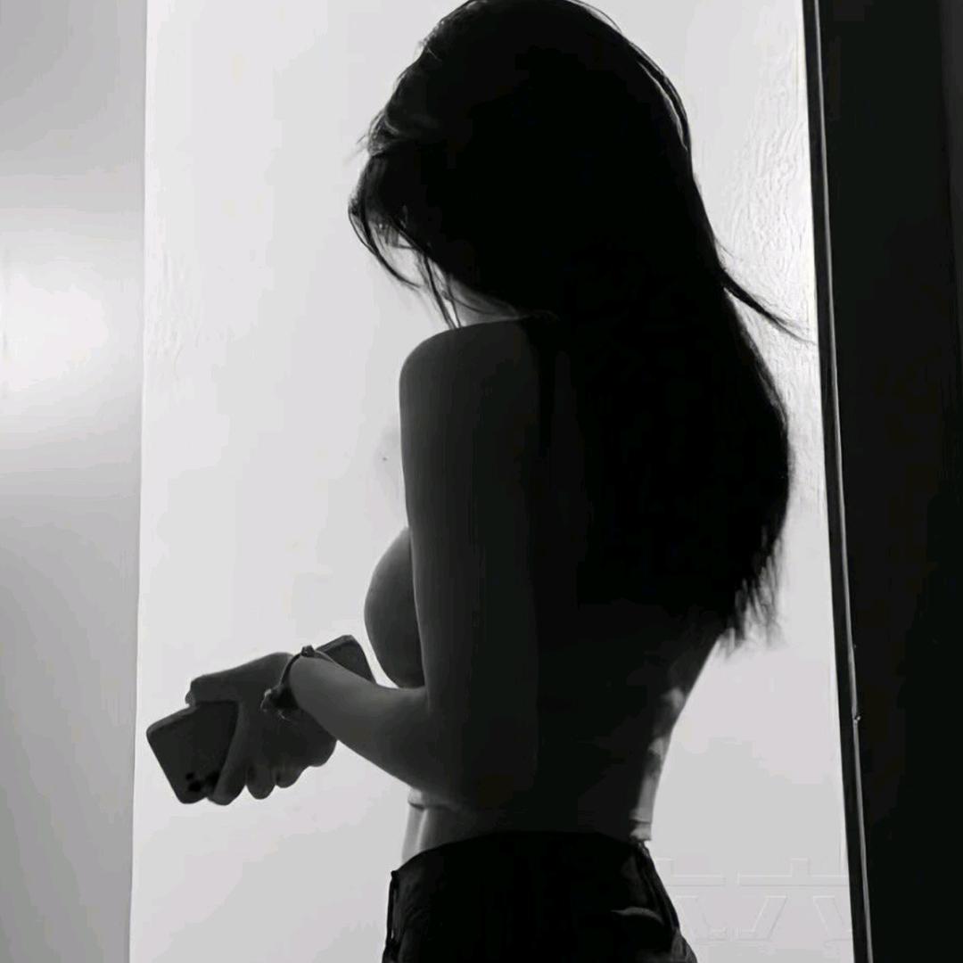 纯情少女雷加斯