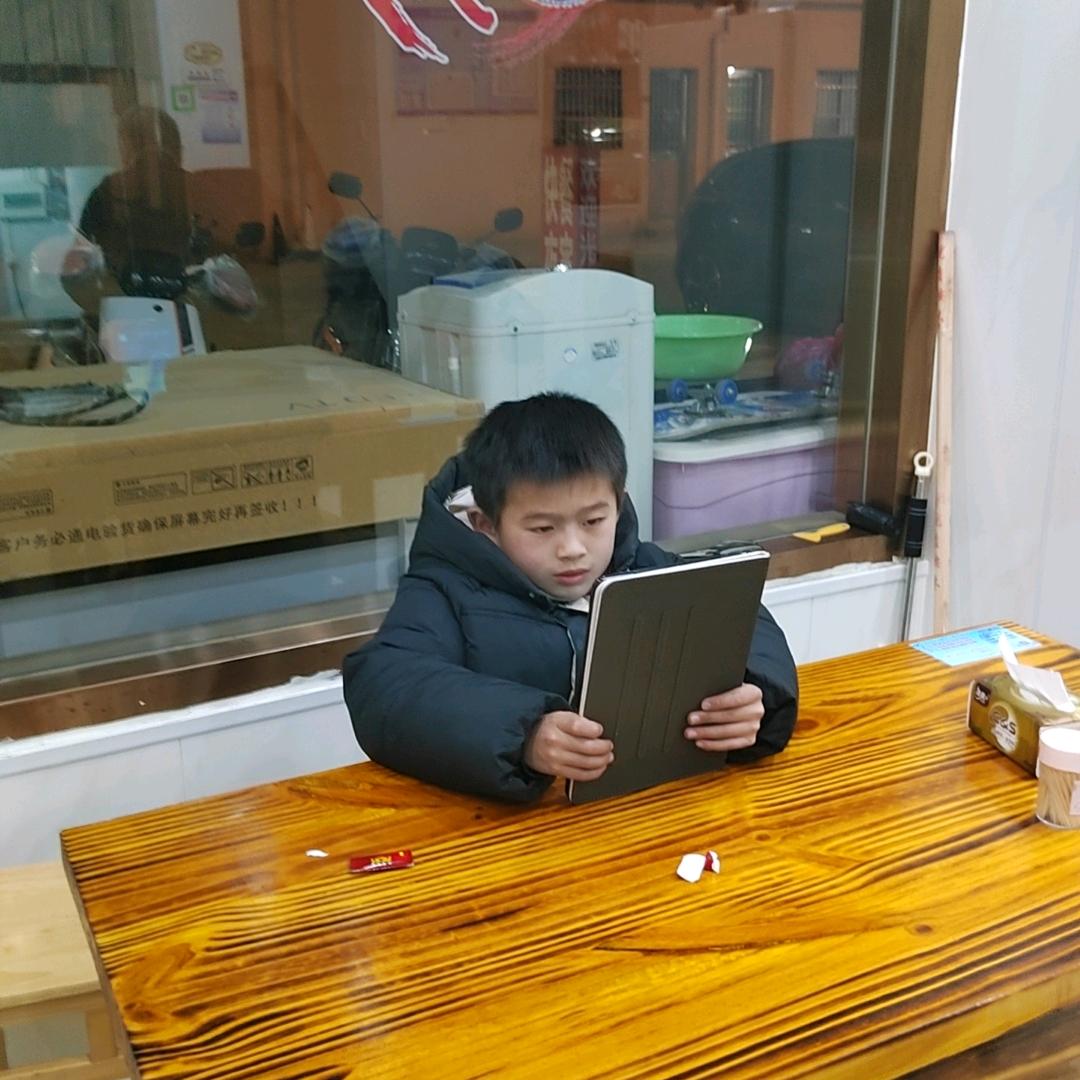 天琦