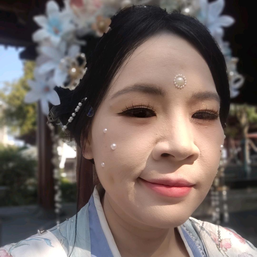 小桃兔兔