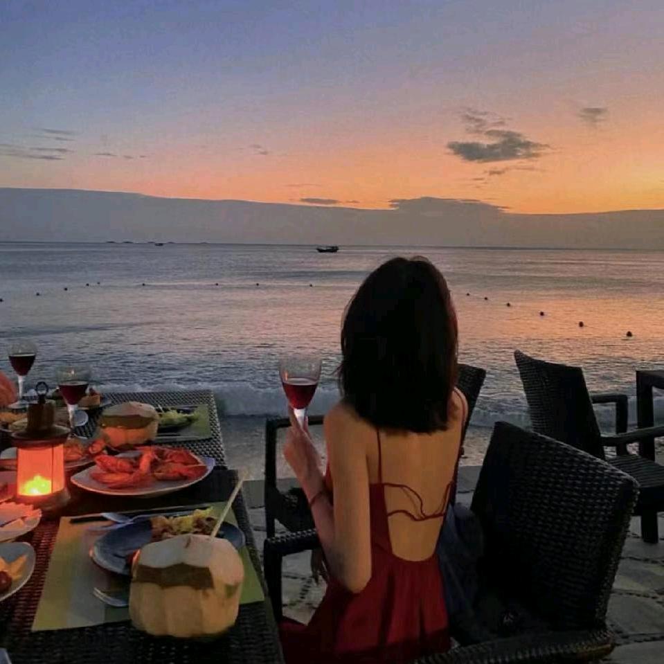 🌻嘻嘻(◍•ᴗ•◍)