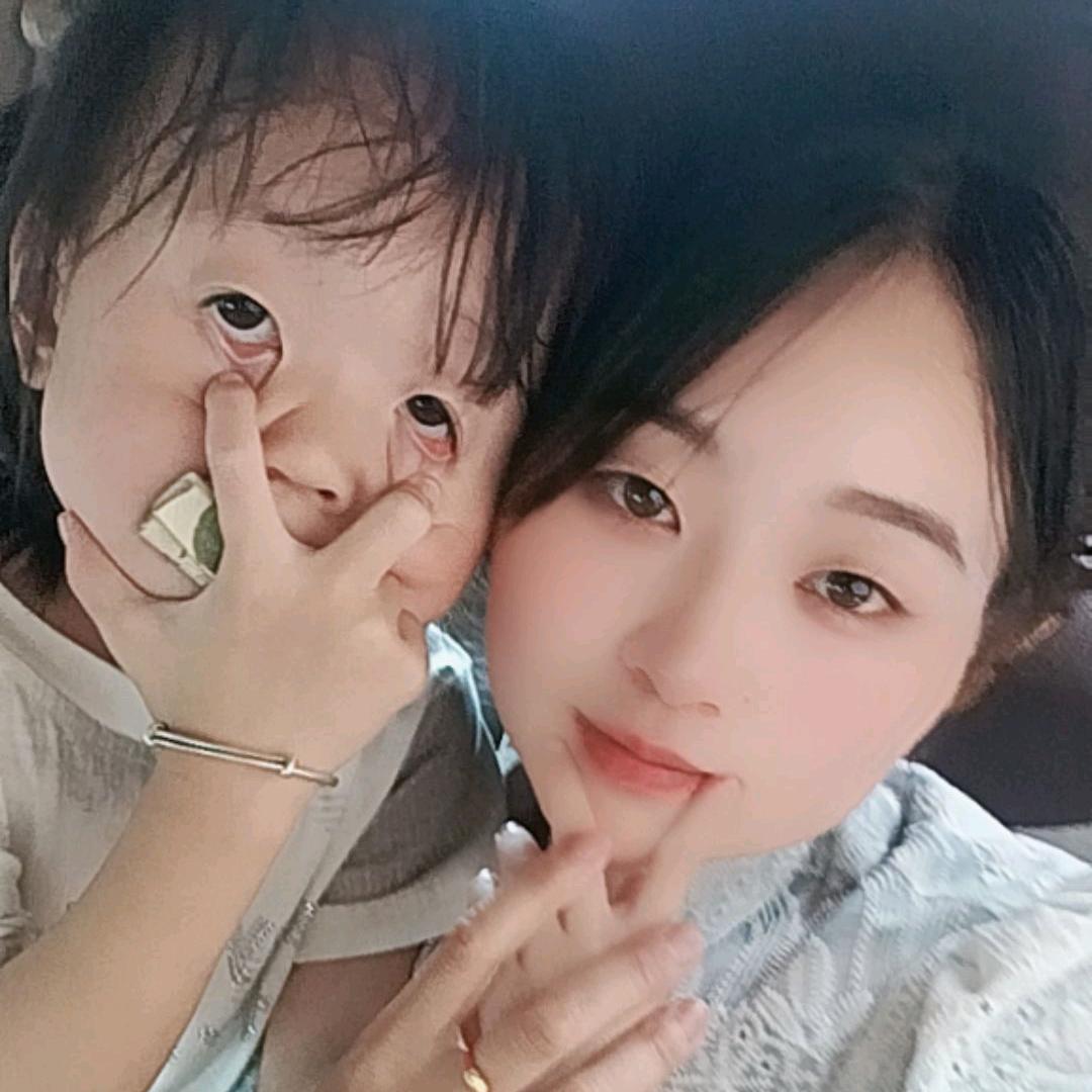 听说🍬🍬🍬很甜