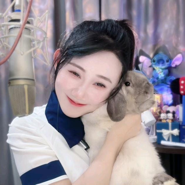 天使隐形的翅膀