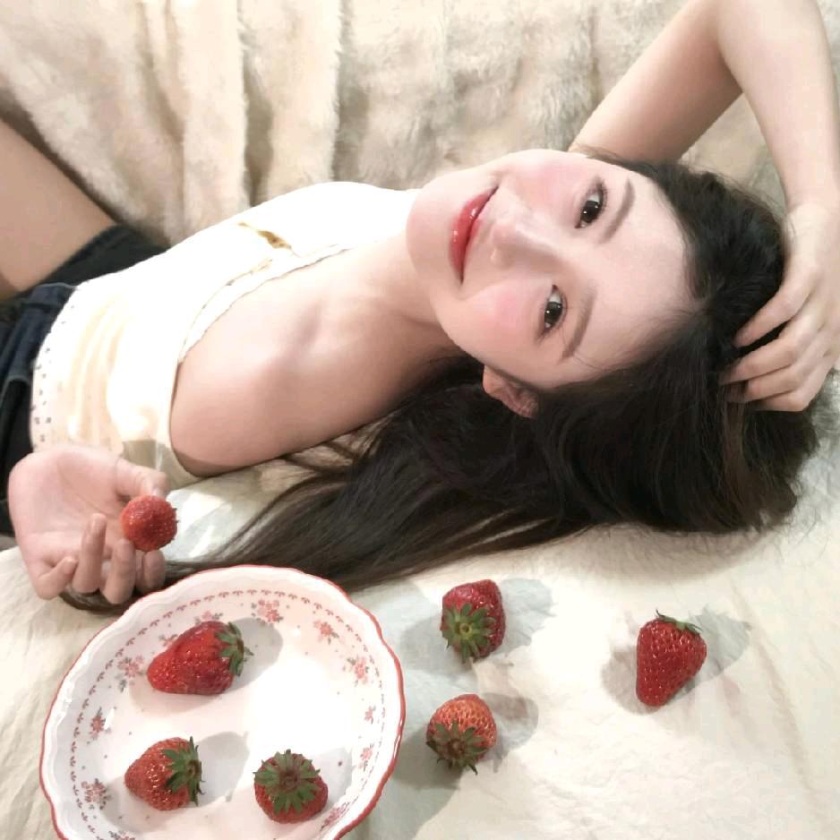 🍓草莓奶酪喵