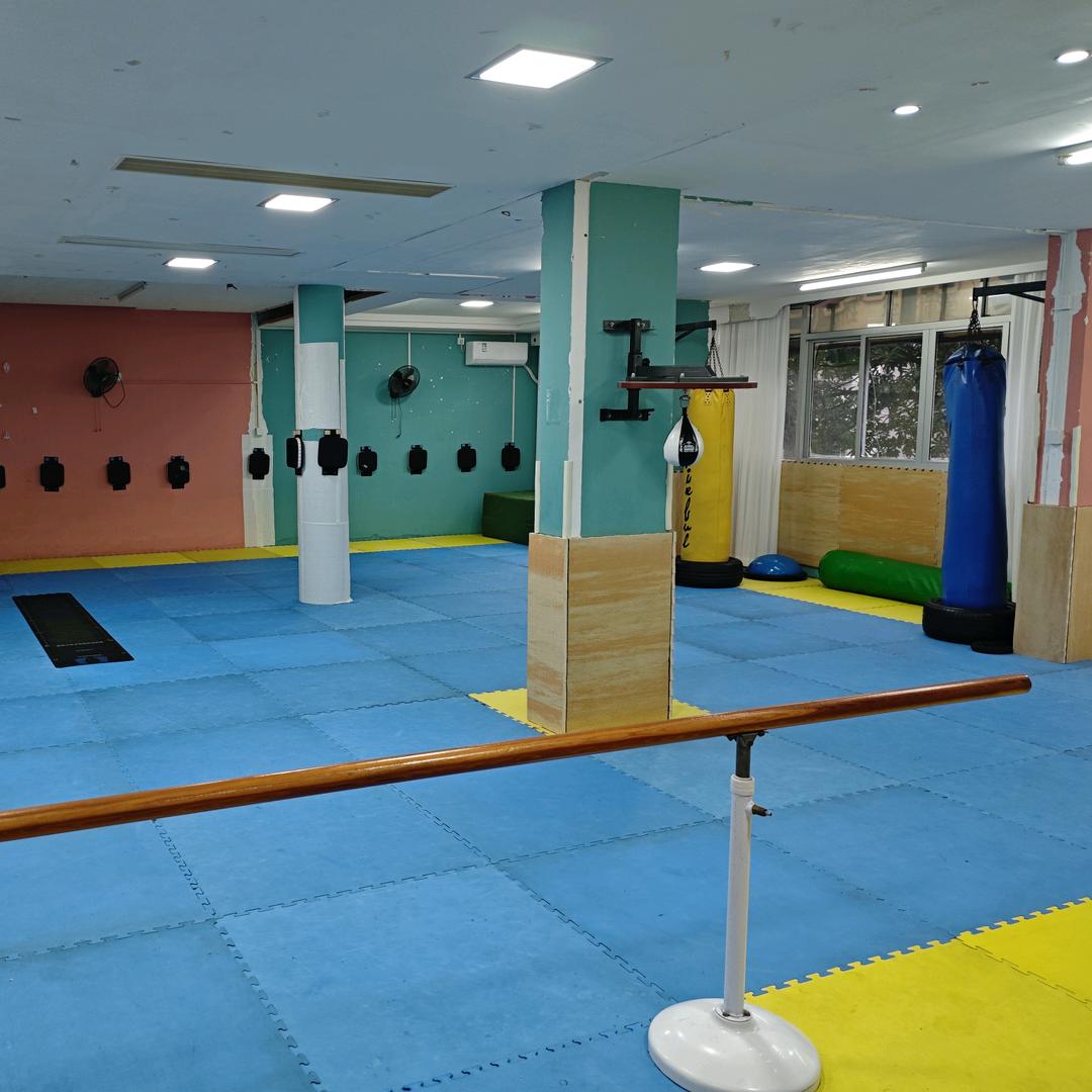 体育拓展严选店