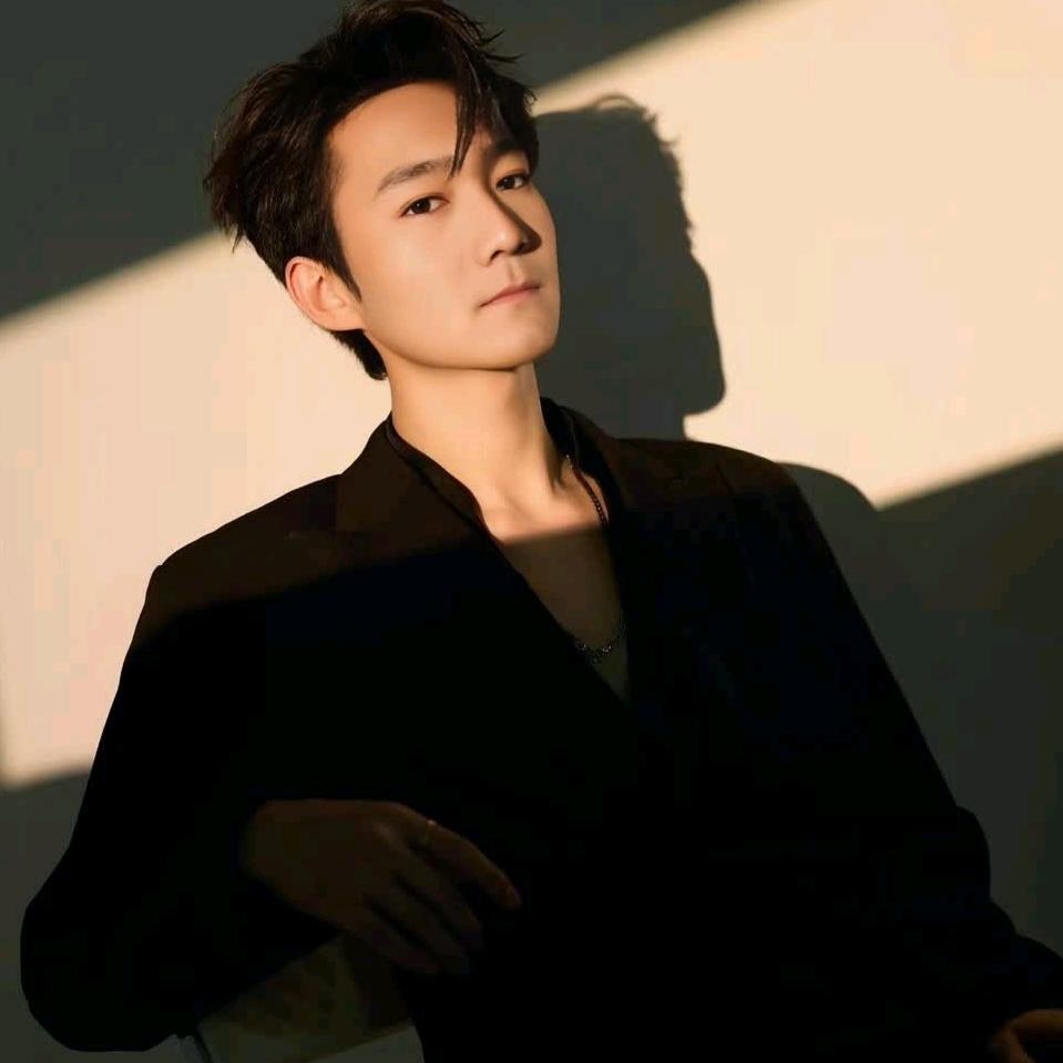 男孩昊昊 🙈