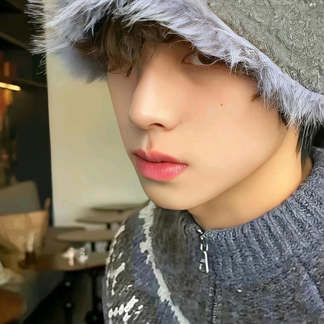 小泽奕品