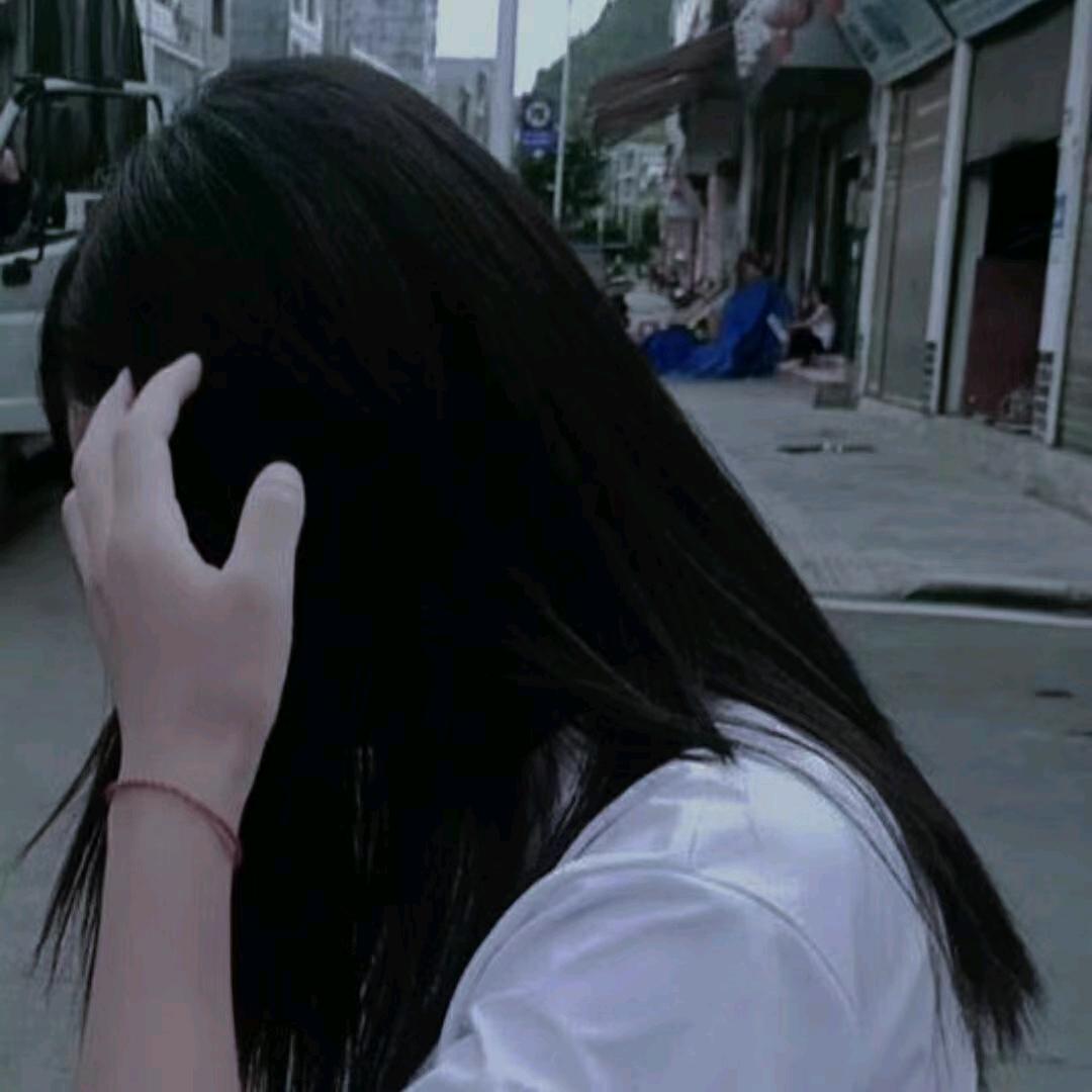 小玲同学.