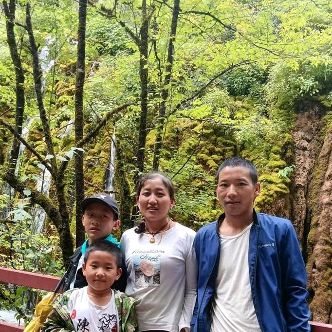 贤🌞泽🌴宝🌺妈/摩梭（拒绝连赞👍