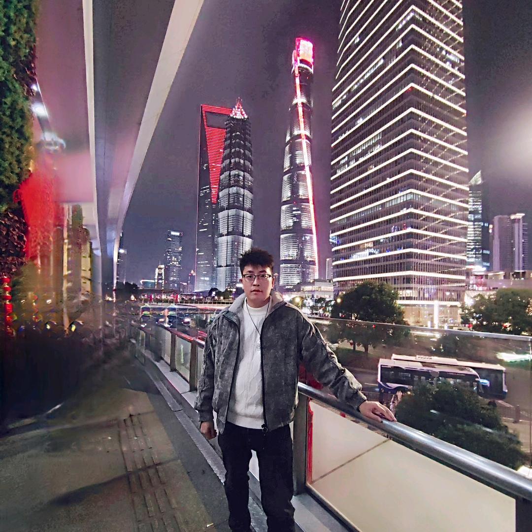 长葛市卓晟重汽豪沃轻卡小郭