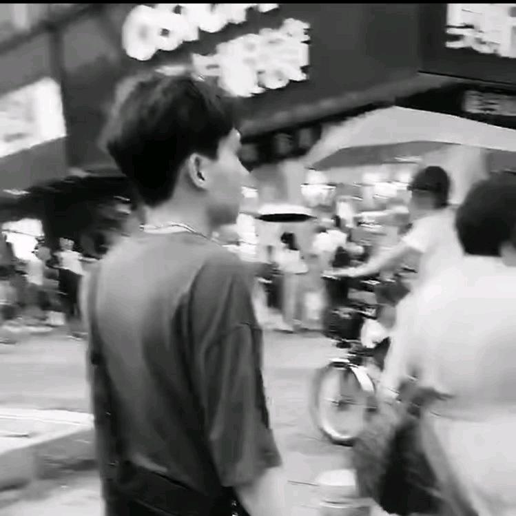 贾克斯汀.艾德华