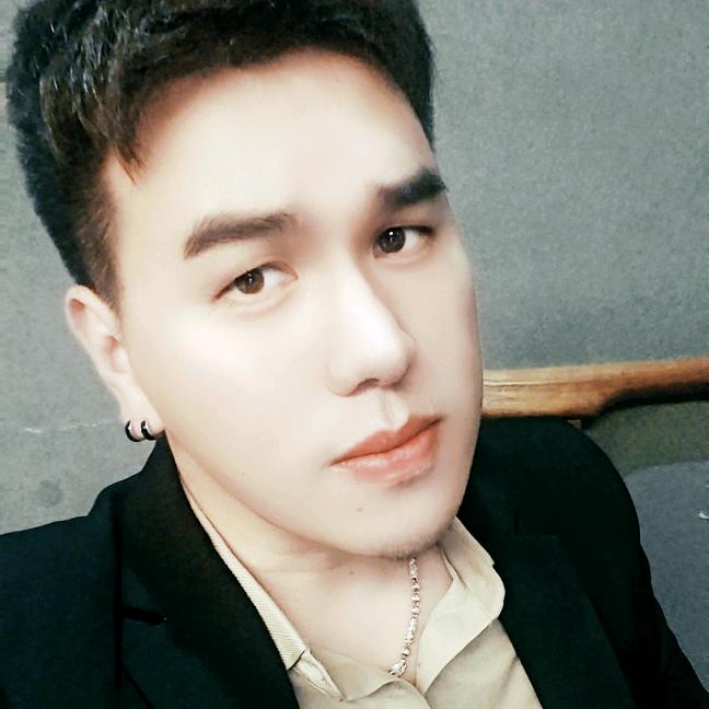 杨小帅【灰太野狼🐺】