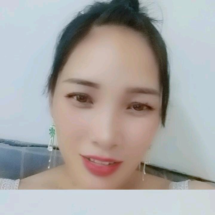 花姐农村三宝妈小号新人开播第一天