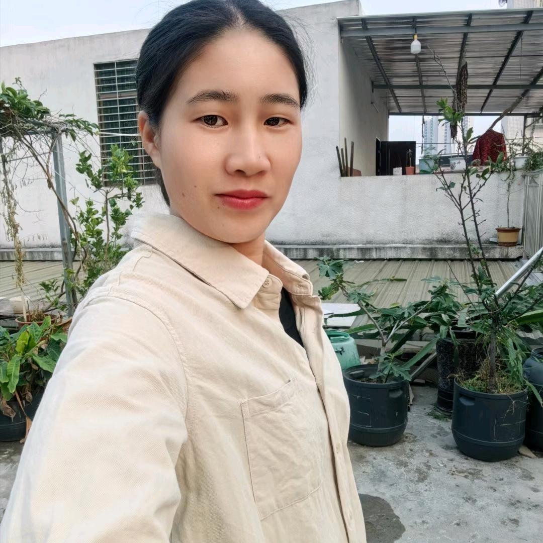 恒兴汽车真皮，全包围脚垫