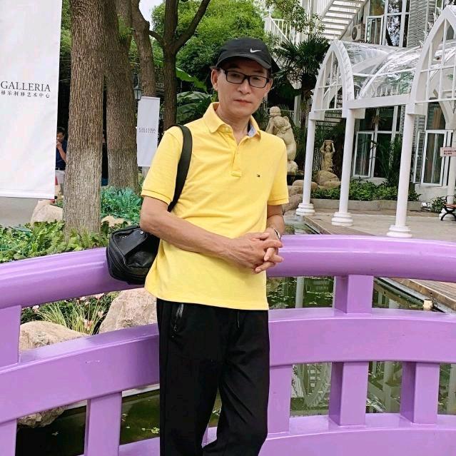 阿德哥采访