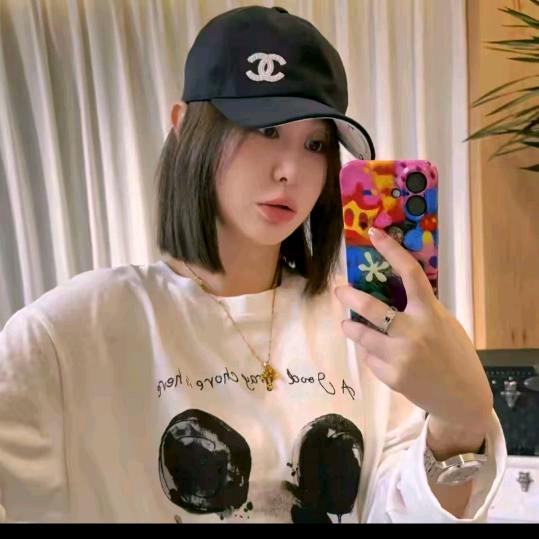 Lin林肉肉（穿搭爆款）