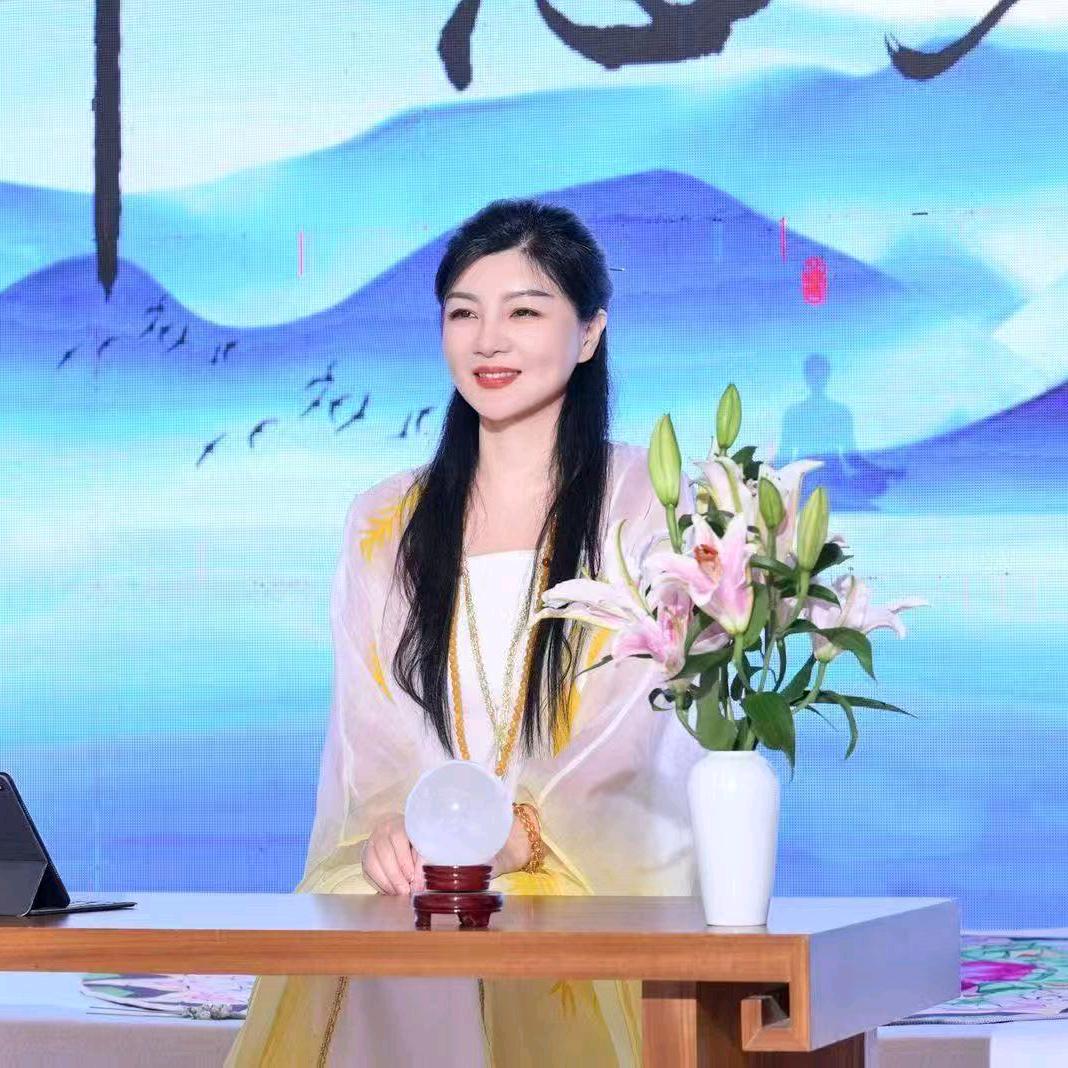 怡霖疗愈师导师
