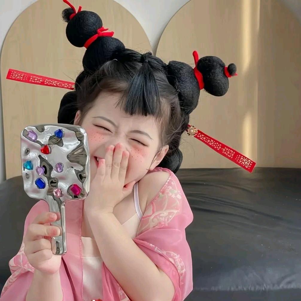 笑不活了鹅👀🤣