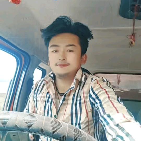 康巴江措