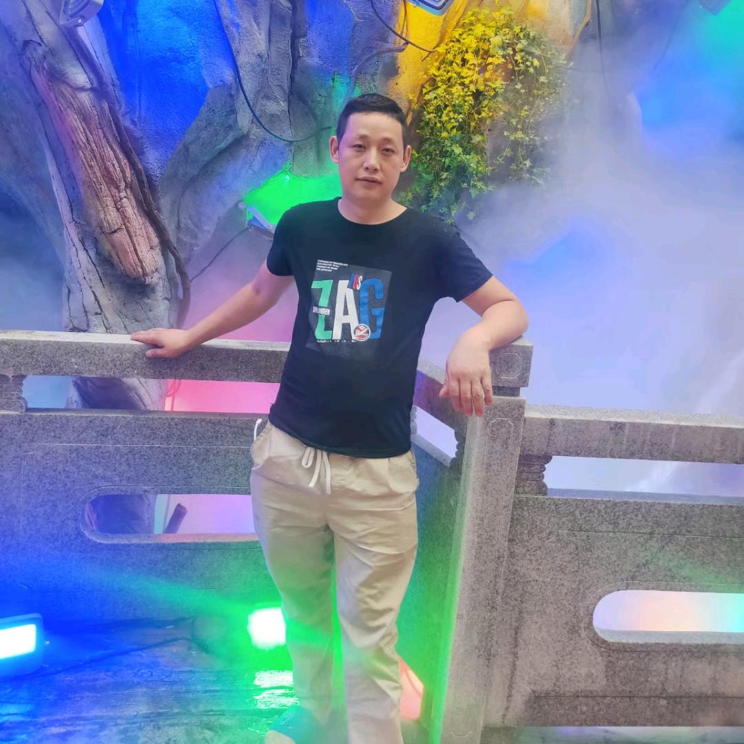 阳光男孩