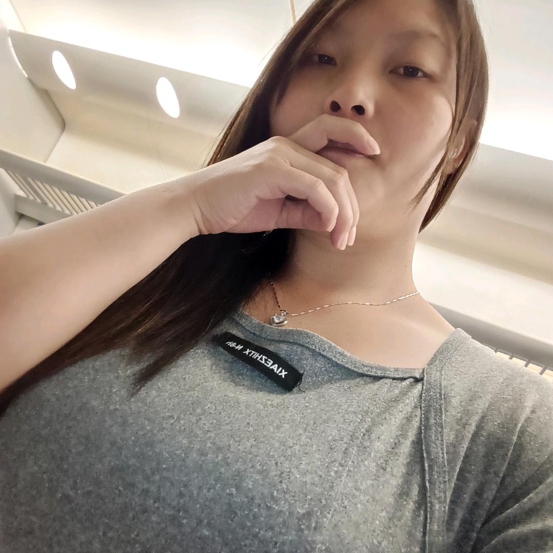 🚬༊烈້ᮨ酒伤꯭人心ꦿ一生只爱老板娘。