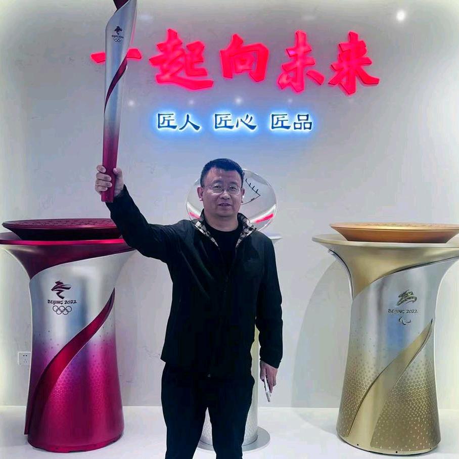 唐山艺聪厨电批发辉哥