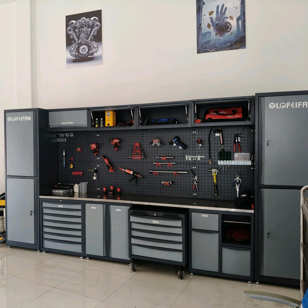 天汇，奔驰，宝马，奥迪专修店。