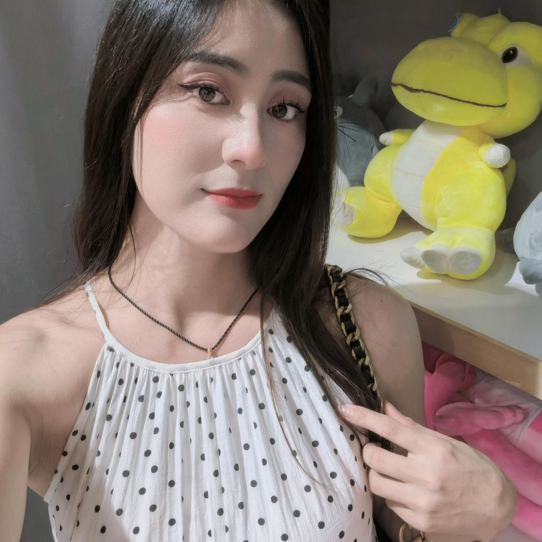 小 凤*