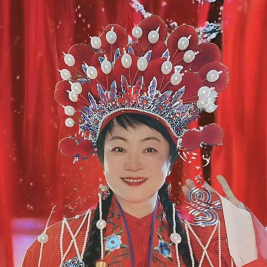 a芳姐⁷⁷⁷