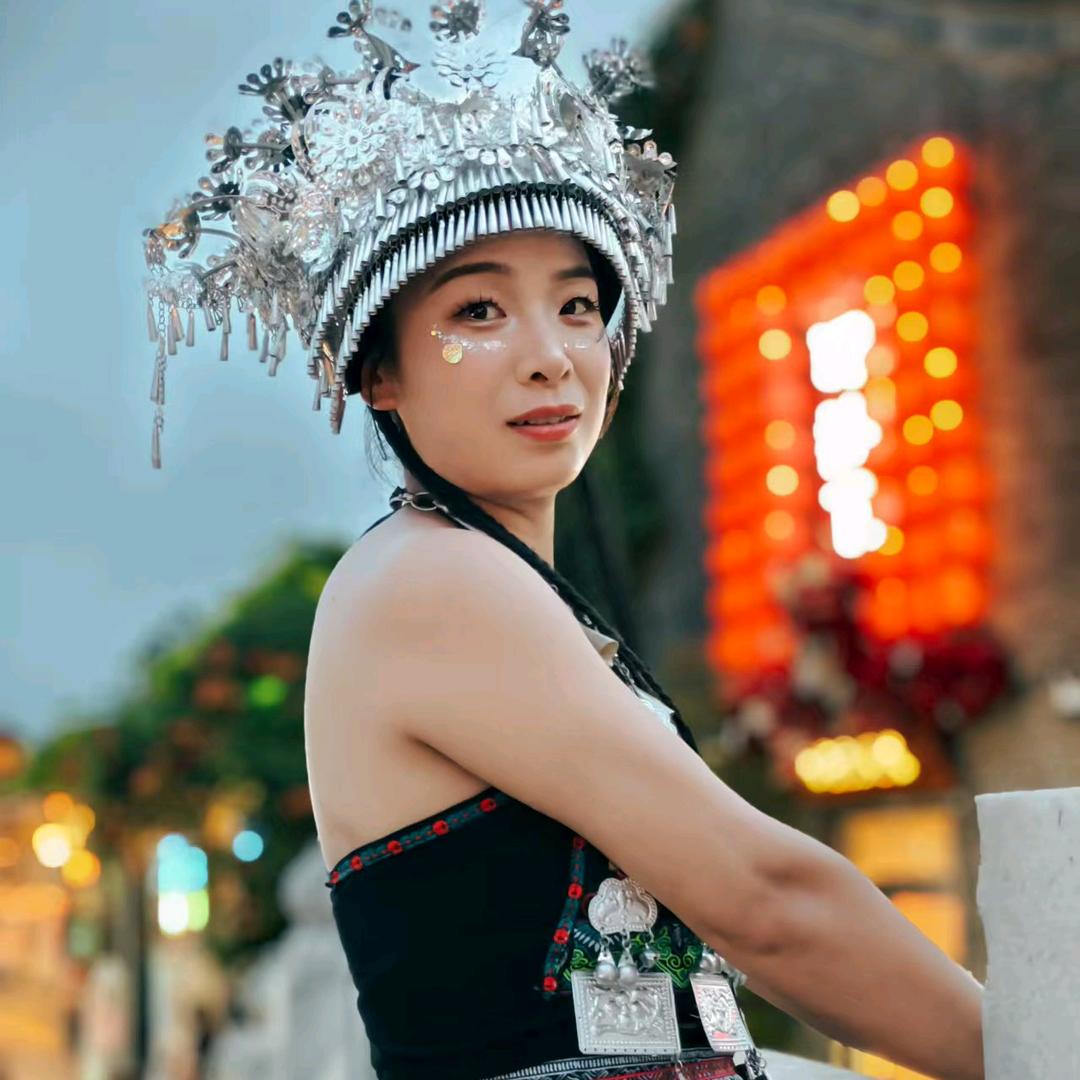 💞爱笑的小黄💋