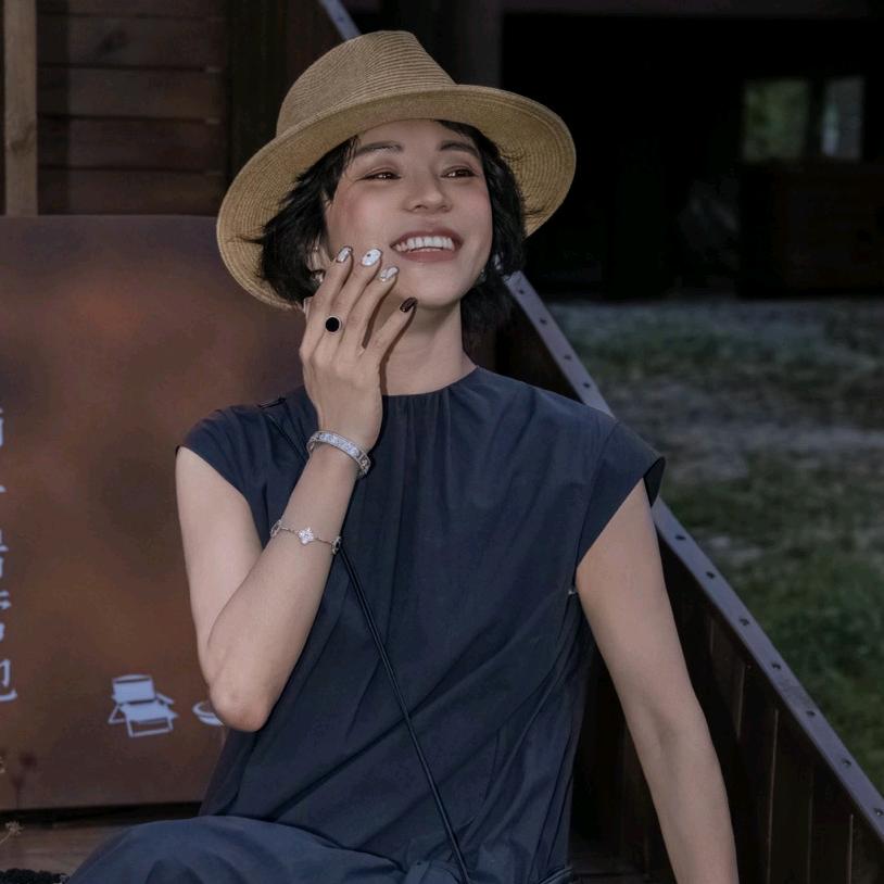 丽霞服装直播私服