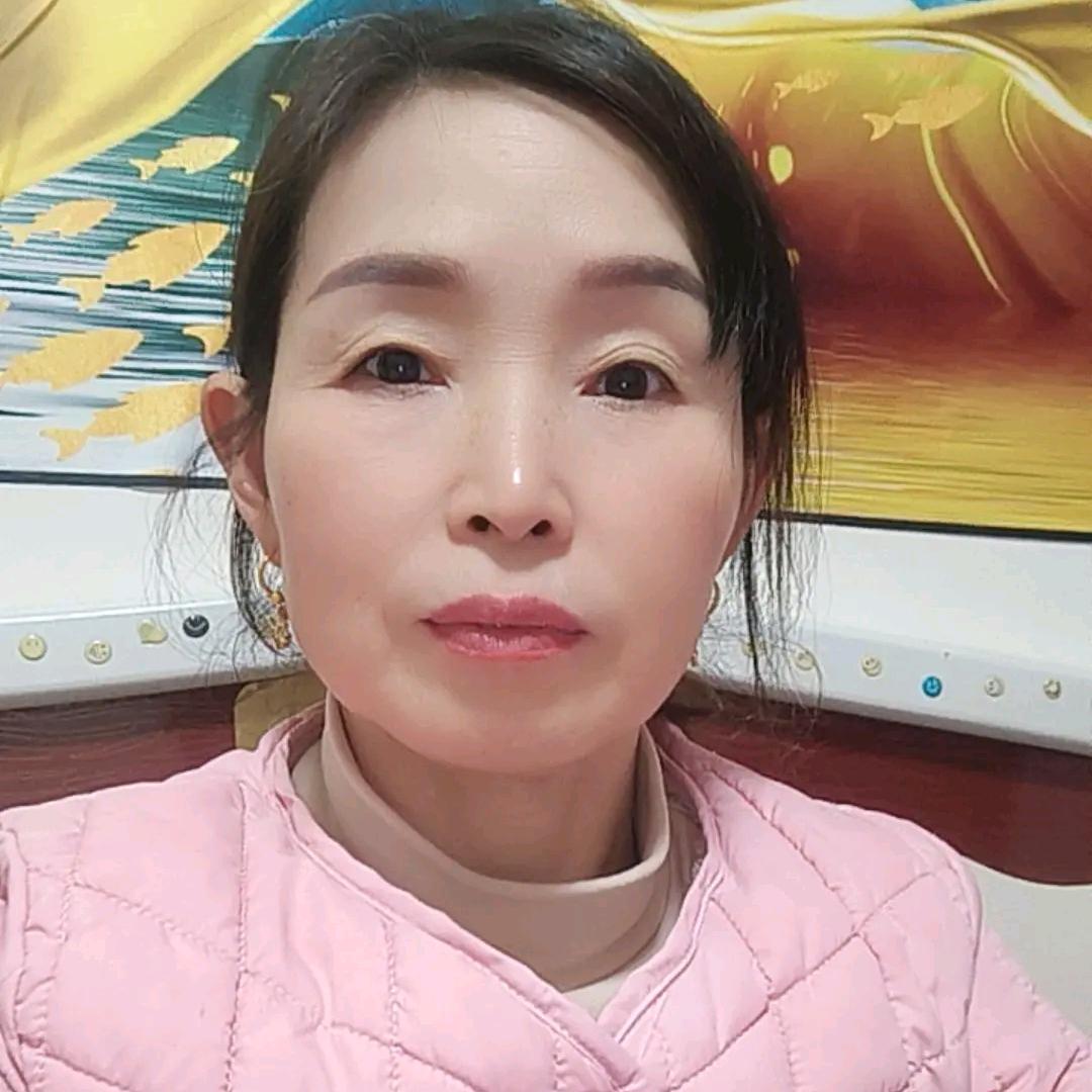 李庆英