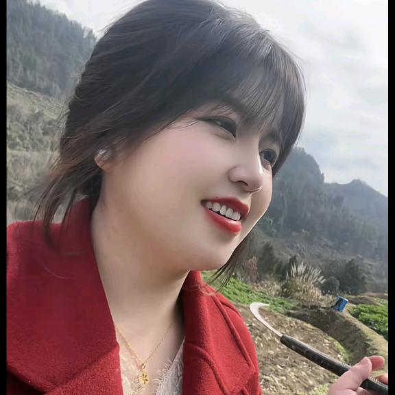 回眸一笑（燕宝）😊