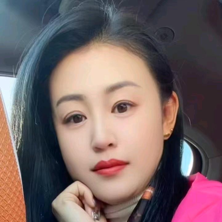 安达小影